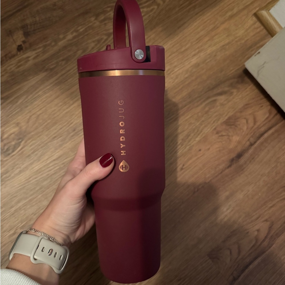 HydroJug Maroon Tumbler with Handle